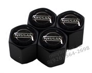 Колпачки на ниппель Ниссан (черн.фон, шестигр.-черн) комплект 4шт CAP.Nissan.HexB.bk