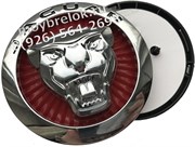 Эмблема Ягуар (85мм) на решетку, ребристая, рестайл (красн.) EM.jaguar.grill.85.NW.rd