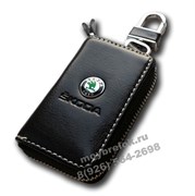 Ключница Шкода черная на молнии CAS.IN.skoda.bk3